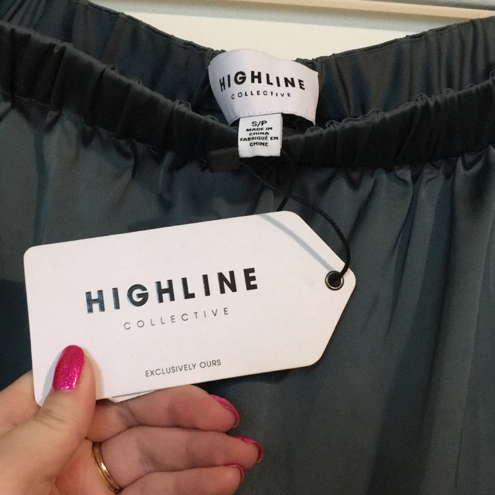 Highline Collective Green Off Shoulder Dress - Picture 2 of 2